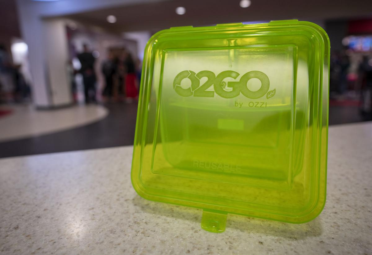 OZZI O2GO container on counter